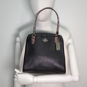 Coach Minetta Crossbody in black & white pebbled leather with a snakeskin Emboss